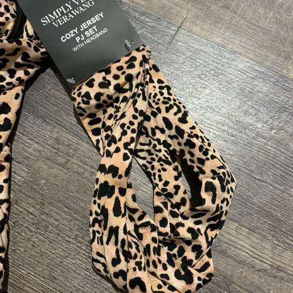 NWT SET Petite M Simply Vera Wang 3 piece pajama - Medium Animal Print PM - Picture 3 of 5